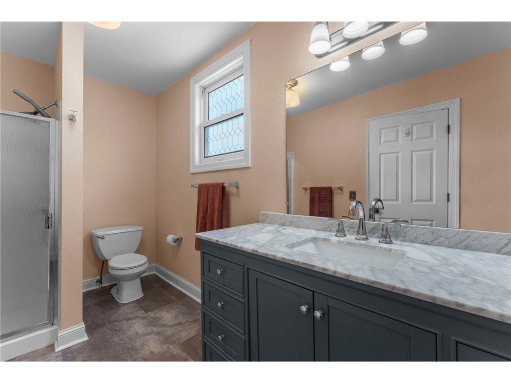 2439 Park Avenue #F Minneapolis MN 55404 7076719 image13