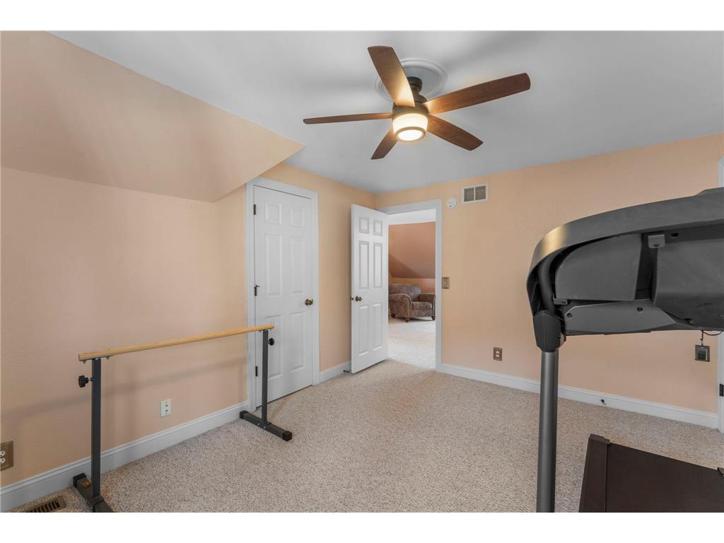 2439 Park Avenue #F Minneapolis MN 55404 7076719 image22