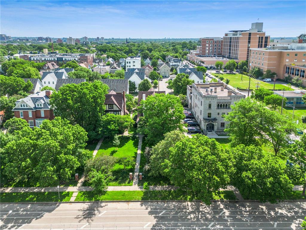 2439 Park Avenue #F Minneapolis MN 55404 7076719 image28