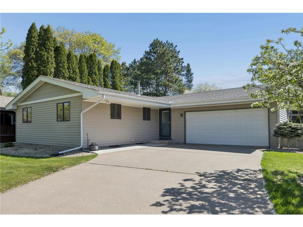 2439 Walnut Avenue New Brighton MN 55112 7071909 image1