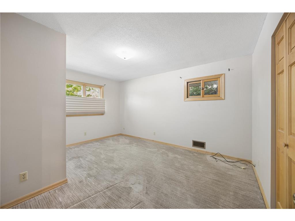 2439 Walnut Avenue New Brighton MN 55112 7071909 image15