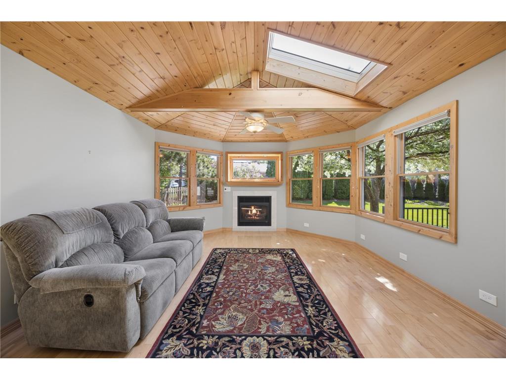 2439 Walnut Avenue New Brighton MN 55112 7071909 image6