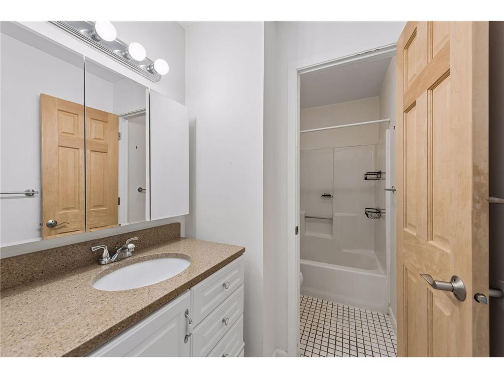 244 3rd Avenue NE Minneapolis MN 55413 7085922 image15