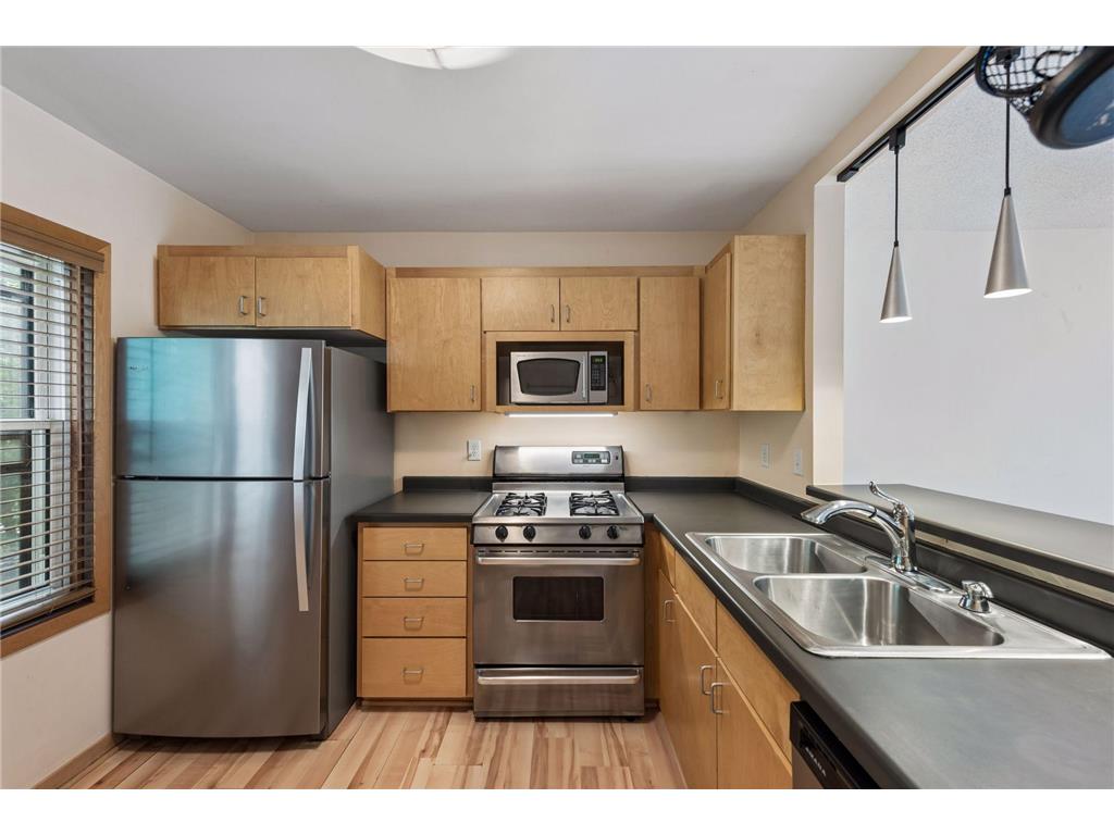 244 3rd Avenue NE Minneapolis MN 55413 7085922 image5