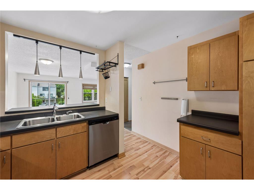 244 3rd Avenue NE Minneapolis MN 55413 7085922 image8