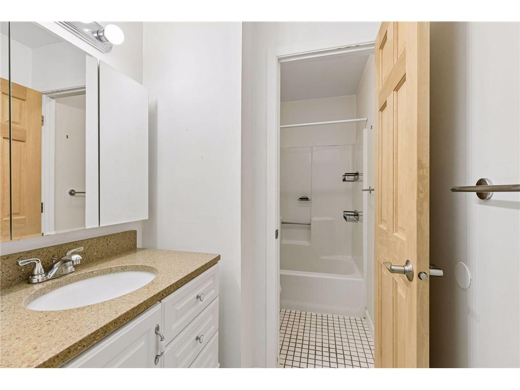 244 3rd Avenue NE Minneapolis MN 55413 7101967 image20