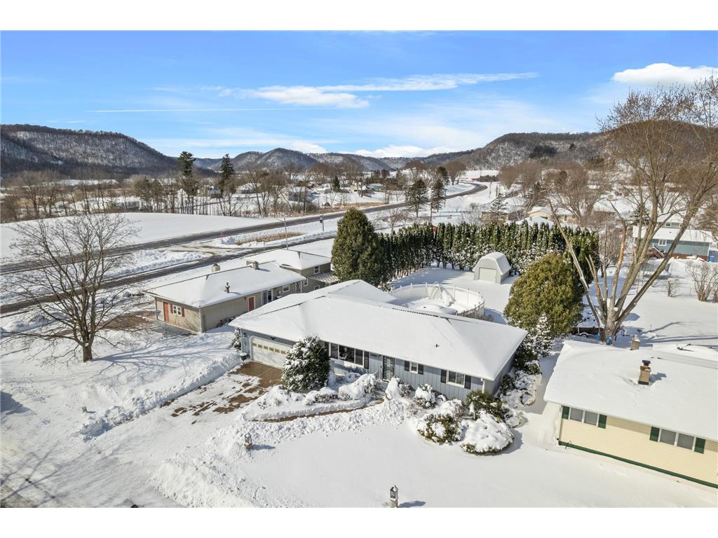 244 Edgeview Drive Rollingstone MN 55969 7034192 image2