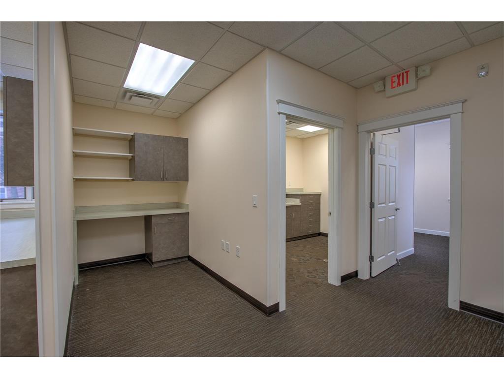 244 Main Street S Cambridge MN 55008 6815895 image17