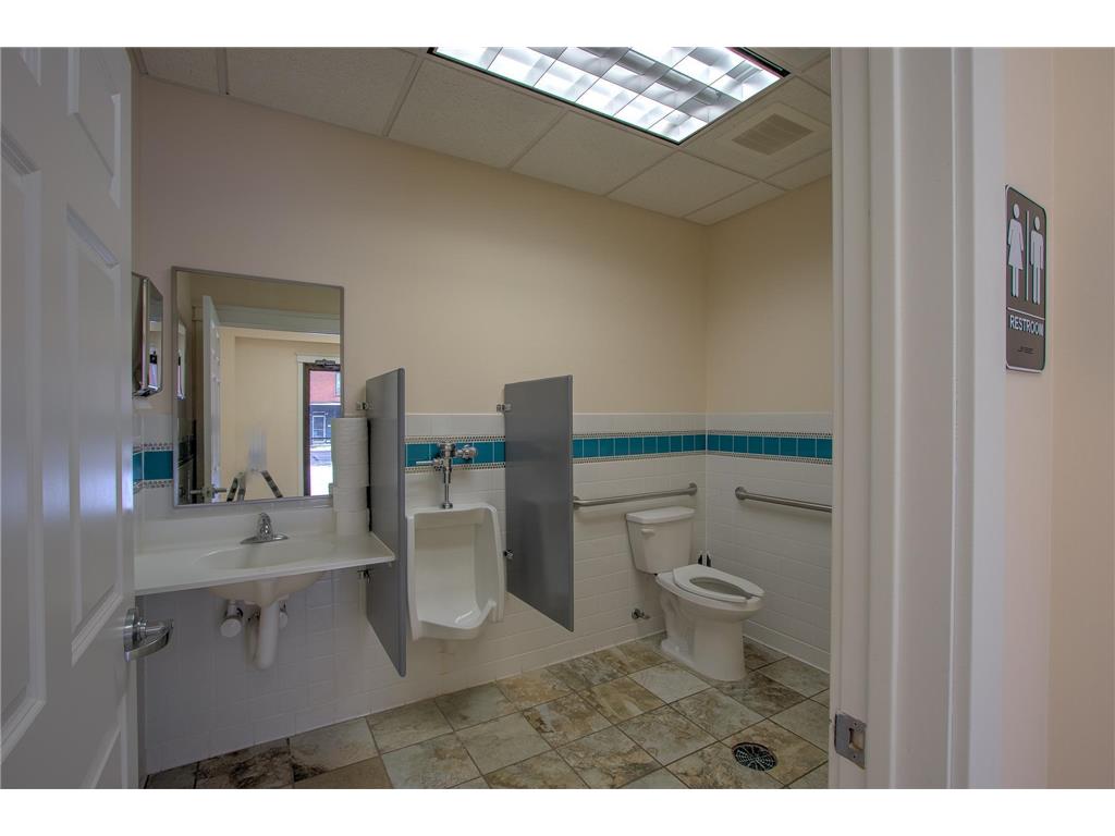 244 Main Street S Cambridge MN 55008 6815895 image22