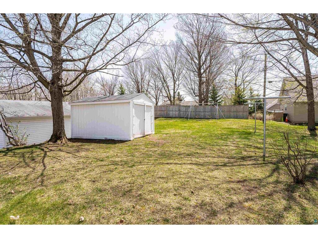 244 W Faribault Street Duluth MN 55803 7076443 image30