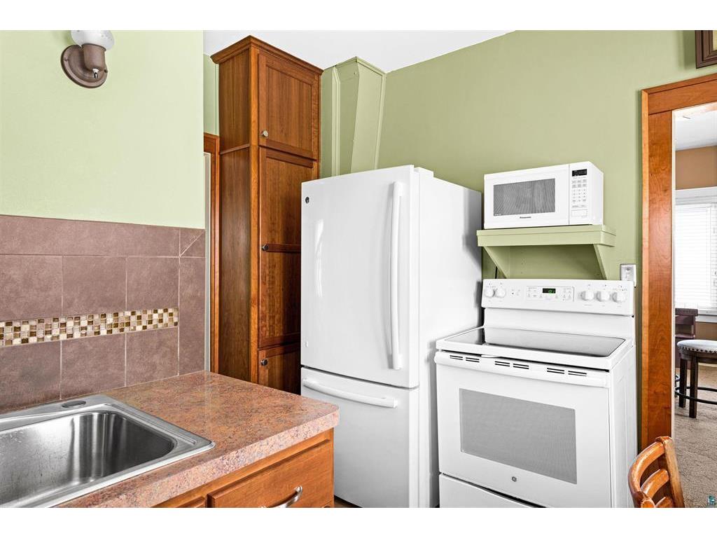244 W Faribault Street Duluth MN 55803 7076443 image8