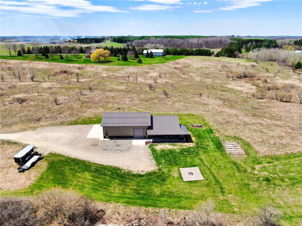 2440 20th Avenue Baldwin WI 54002 6365526 image1