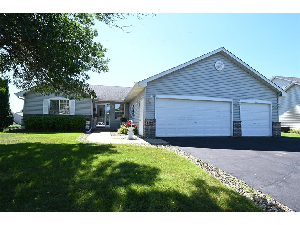 2440 Thrush Street Shakopee MN 55379 6595580 image1