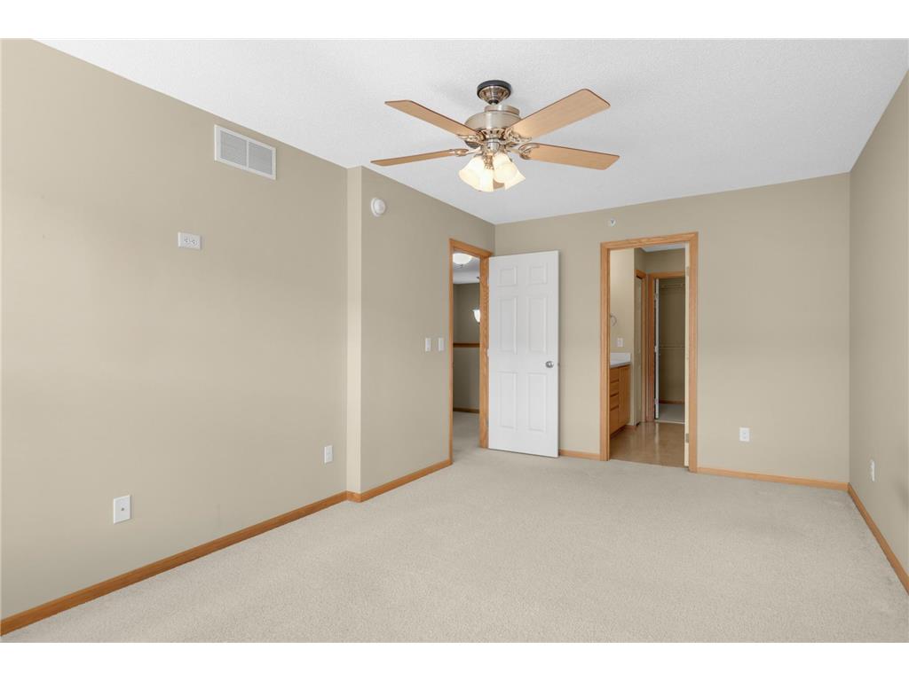 2441 121st Circle NE #C Blaine MN 55449 7077268 image23