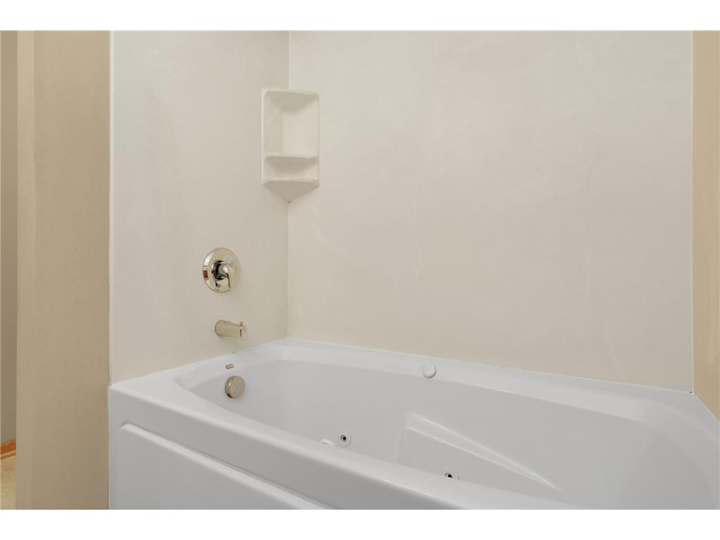 2441 121st Circle NE #C Blaine MN 55449 7077268 image25