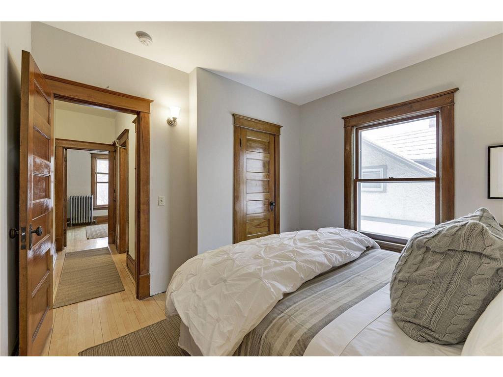 2441 Dupont Avenue S Minneapolis MN 55405 7081567 image33