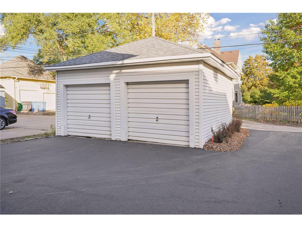 2441 Dupont Avenue S Minneapolis MN 55405 7081567 image45