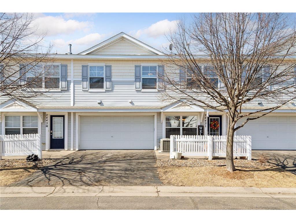 2442 Dawes Place #I River Falls WI 54022 6691887 image1