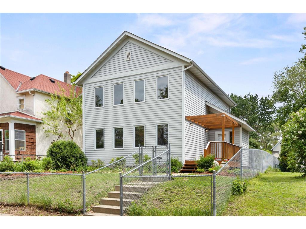 2443 11th Avenue S Minneapolis MN 55404 6717402 image1