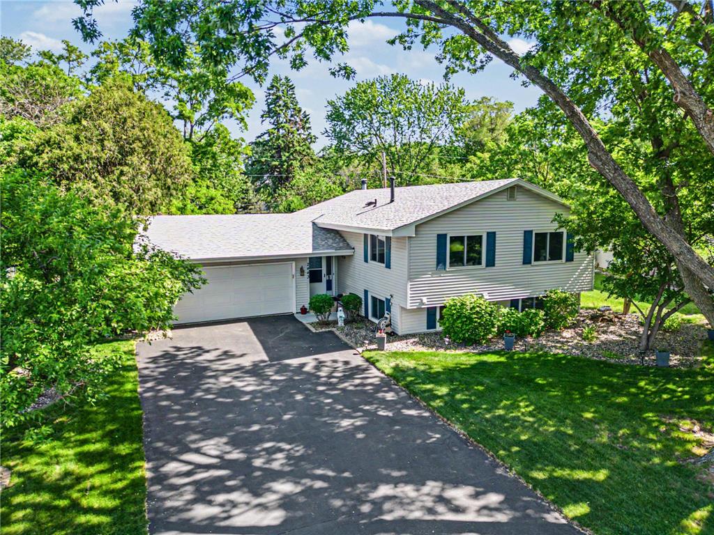 2443 Birch Street White Bear Lake MN 55110 7032692 image1