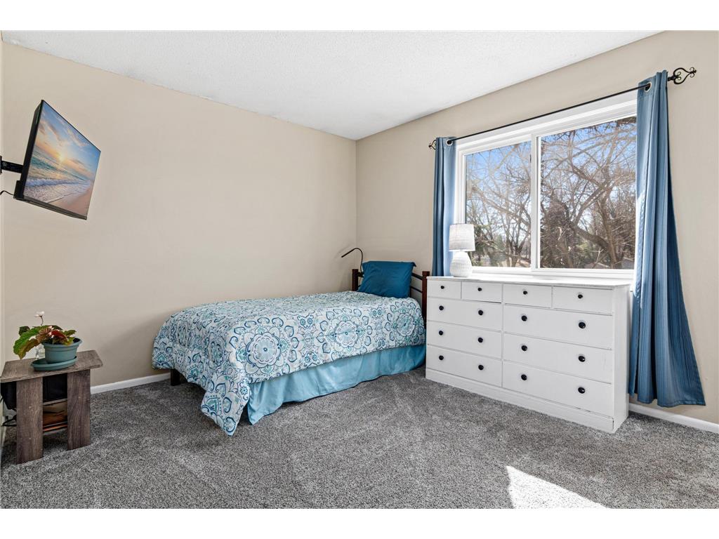 2443 Birch Street White Bear Lake MN 55110 7032692 image12