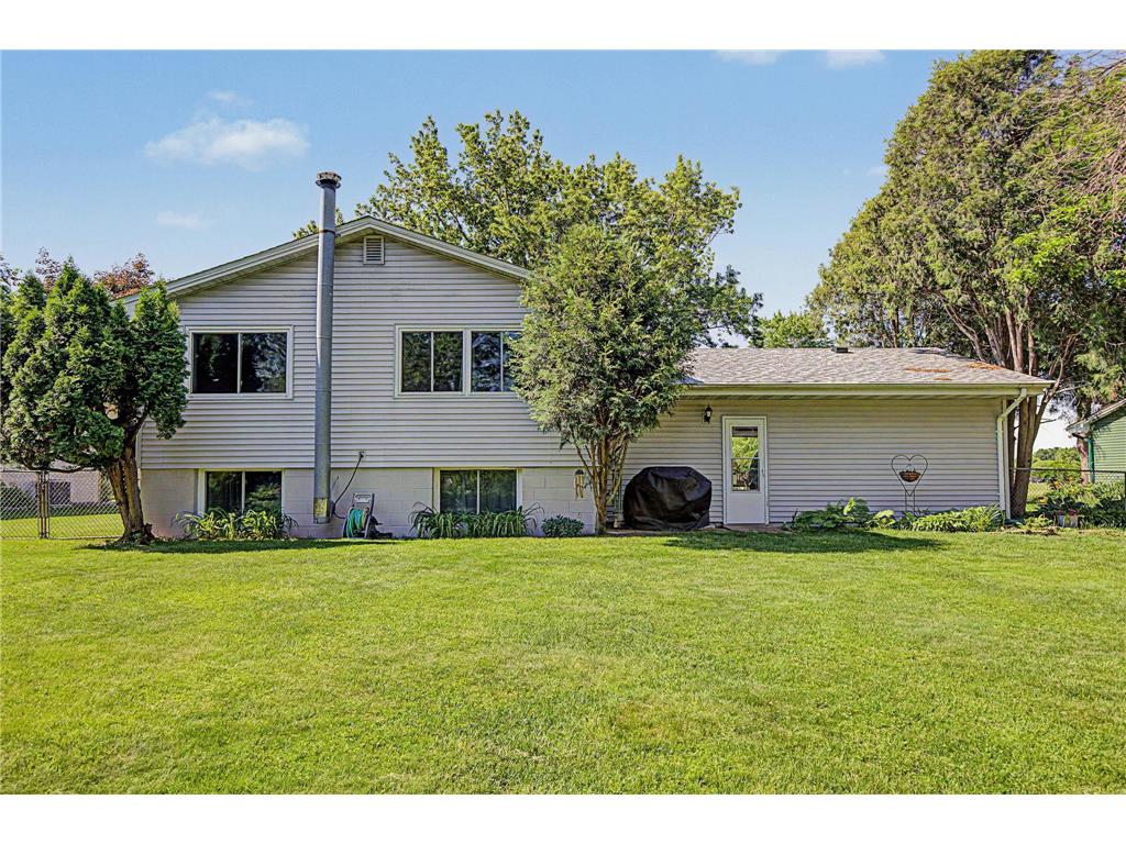 2443 Birch Street White Bear Lake MN 55110 7032692 image29