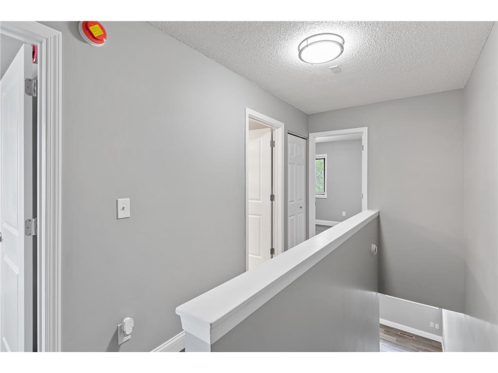 2443 Elliot Avenue Minneapolis MN 55404 7066919 image12