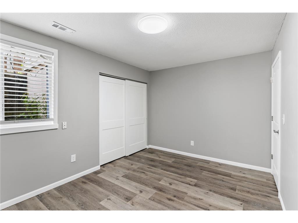 2443 Elliot Avenue Minneapolis MN 55404 7066919 image24