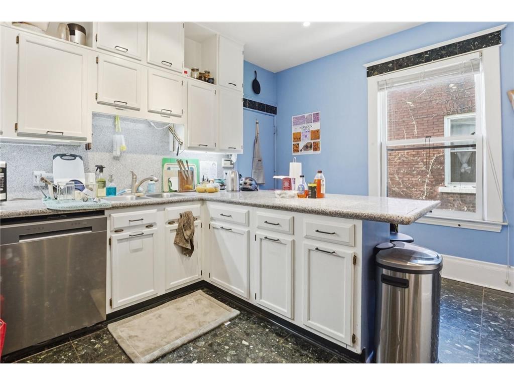 2444 1st Avenue S Minneapolis MN 55404 7076411 image17