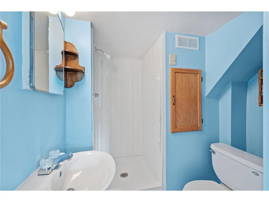 2445 16th Avenue E North Saint Paul MN 55109 7076561 image15