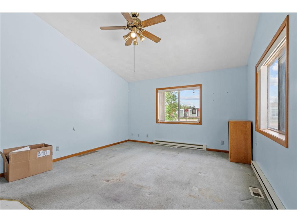 2445 16th Avenue E North Saint Paul MN 55109 7076561 image3