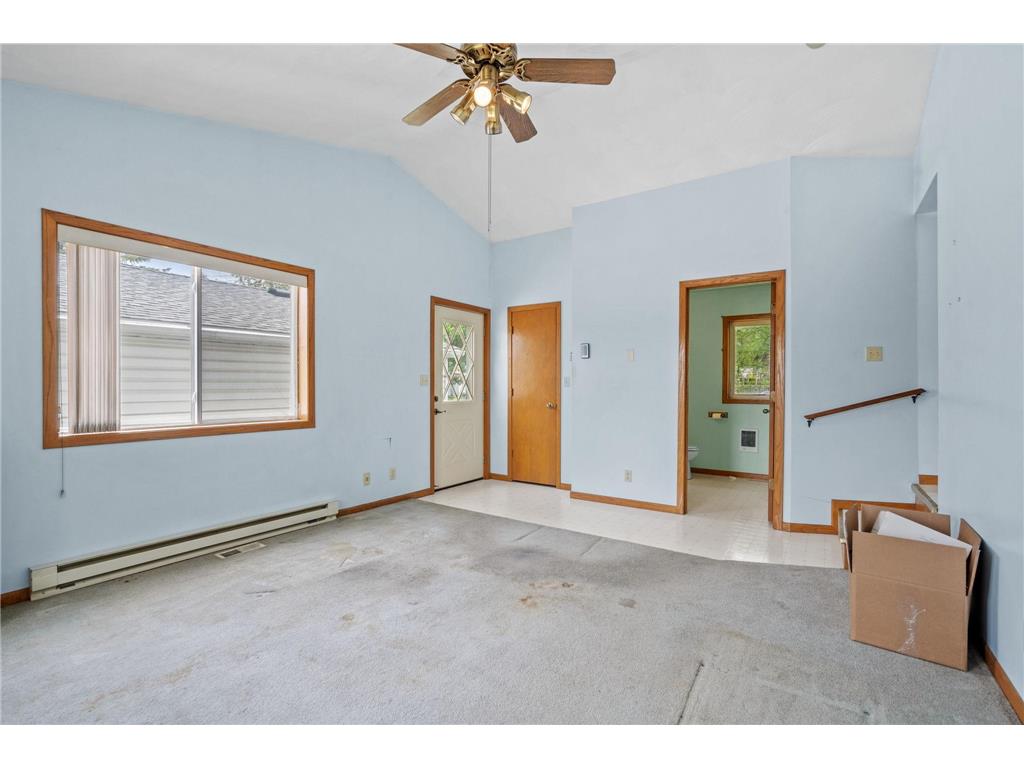 2445 16th Avenue E North Saint Paul MN 55109 7076561 image4