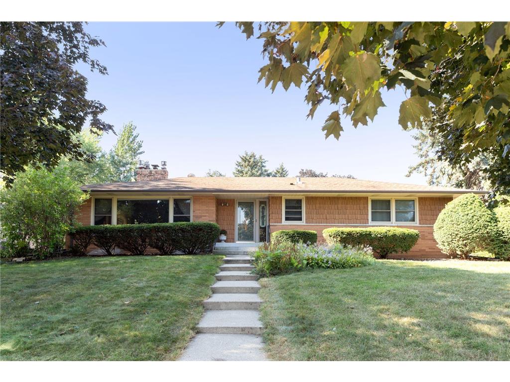 2445 Arona Street, Roseville, MN, 55113 MLS 6270292 Edina Realty