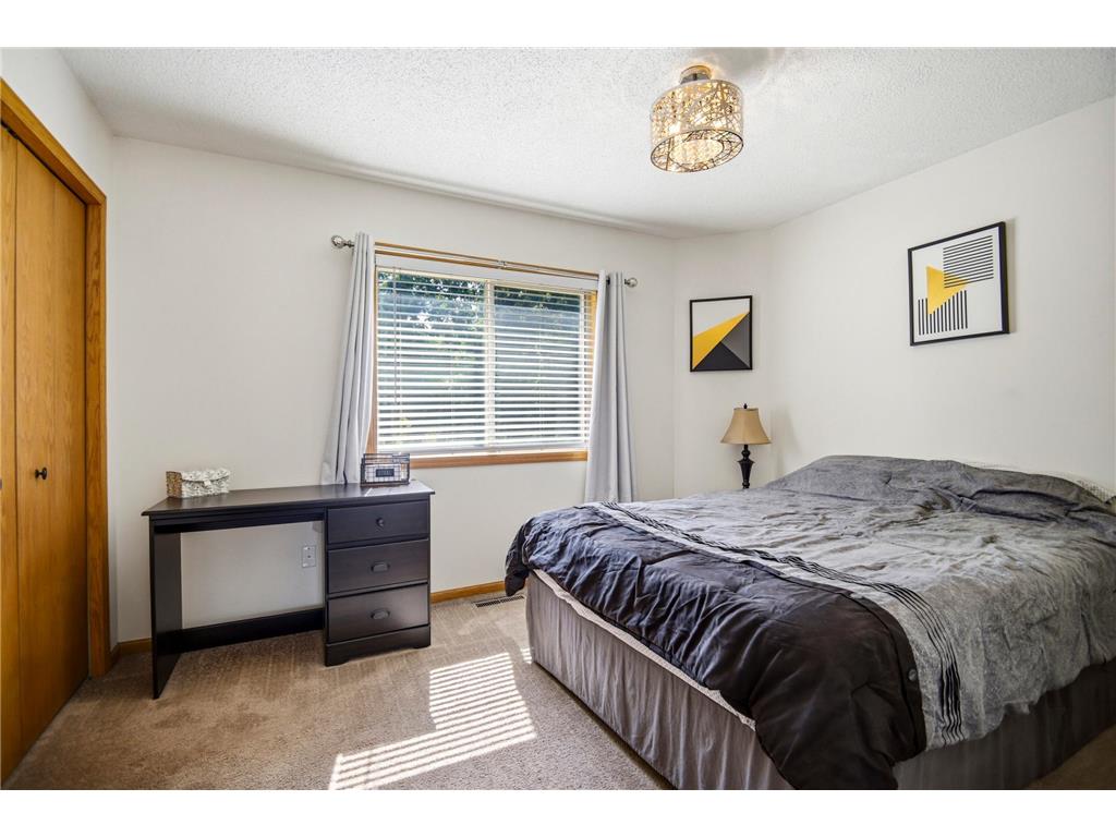 2445 Birn Hill Drive Faribault MN 55021 7109800 image16
