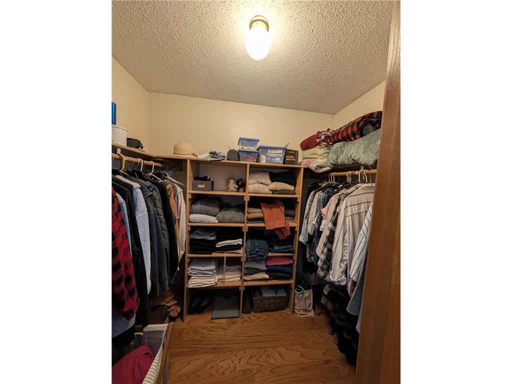 2445 Crestwood Drive North Saint Paul MN 55109 7017690 image12