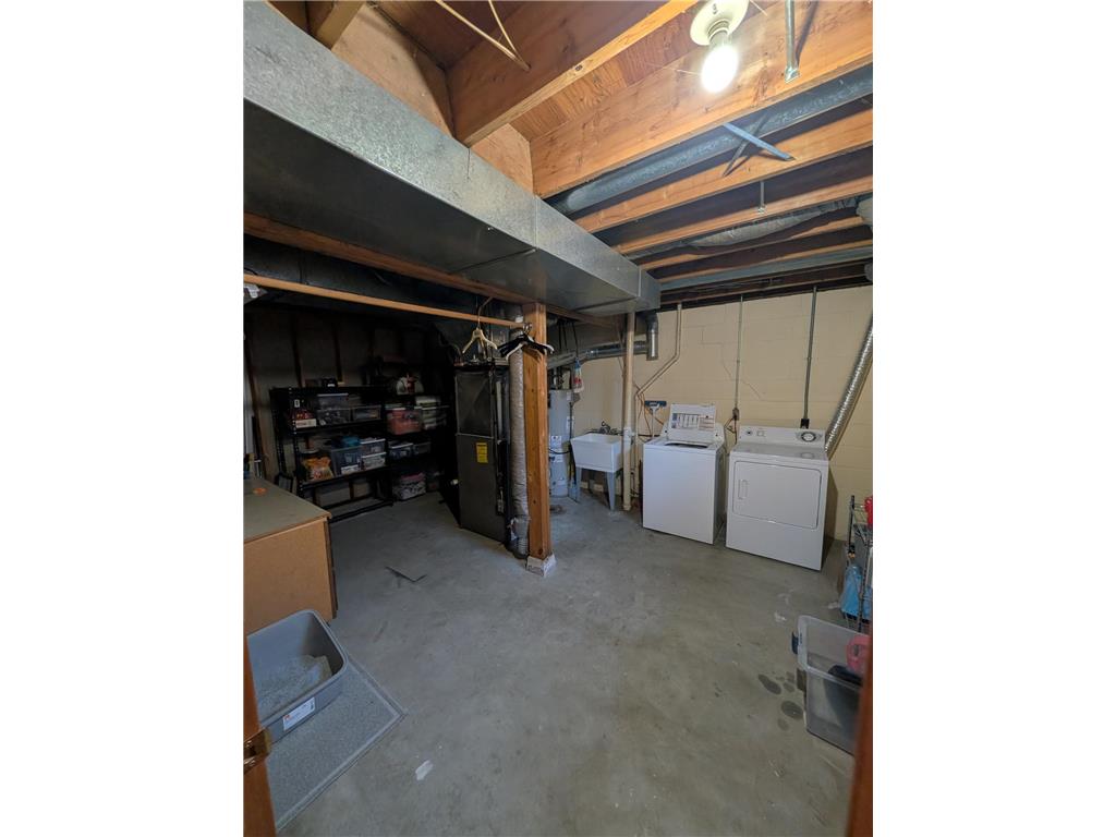 2445 Crestwood Drive North Saint Paul MN 55109 7017690 image16