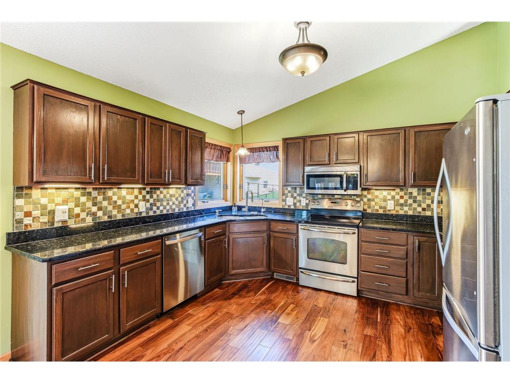 2445 Schaller Drive E Maplewood MN 55119 7058750 image11