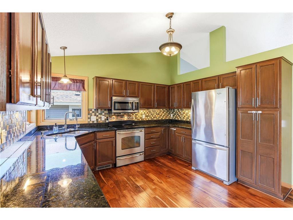 2445 Schaller Drive E Maplewood MN 55119 7058750 image13
