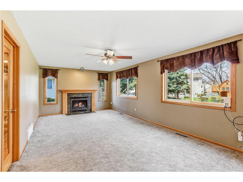 2445 Schaller Drive E Maplewood MN 55119 7058750 image15