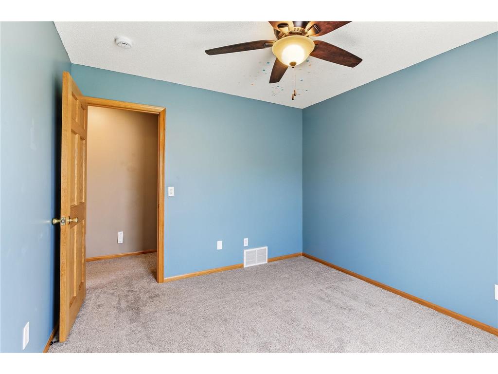 2445 Schaller Drive E Maplewood MN 55119 7058750 image26