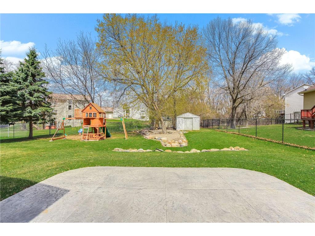 2445 Schaller Drive E Maplewood MN 55119 7058750 image48