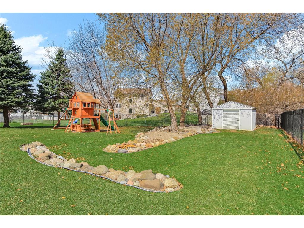 2445 Schaller Drive E Maplewood MN 55119 7058750 image51