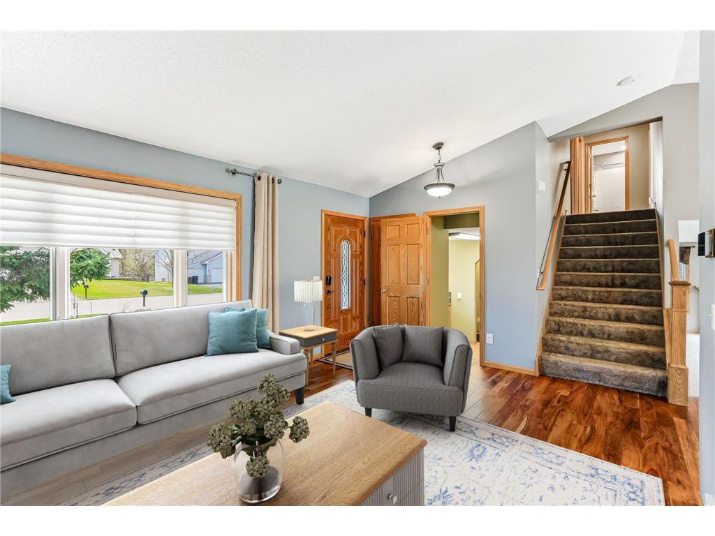 2445 Schaller Drive E Maplewood MN 55119 7058750 image6