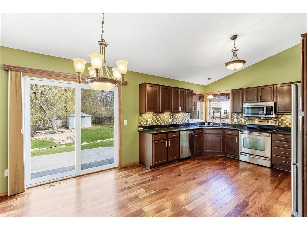 2445 Schaller Drive E Maplewood MN 55119 7058750 image7