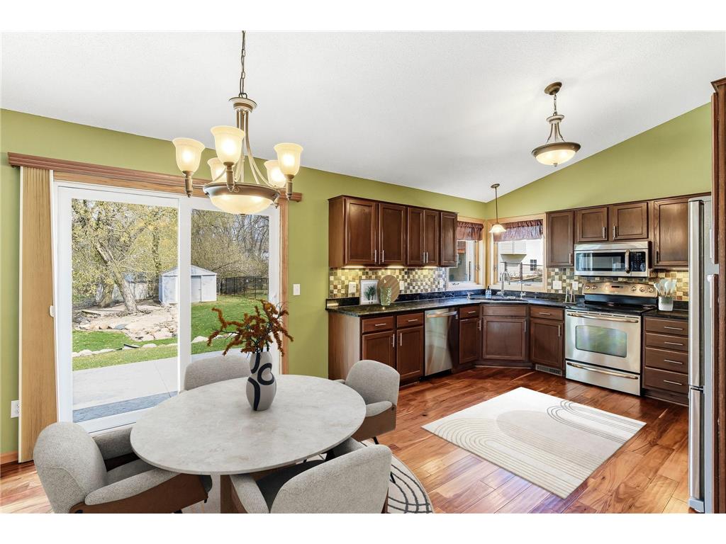 2445 Schaller Drive E Maplewood MN 55119 7058750 image8