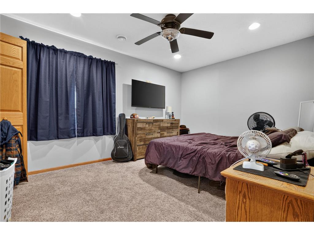 24450 Fallbrook Avenue Wyoming MN 55025 7099172 image37