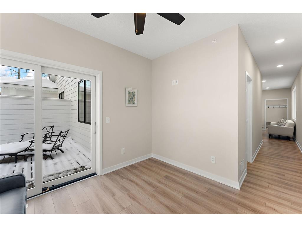 2446 County Road D W Roseville MN 55112 7015198 image14