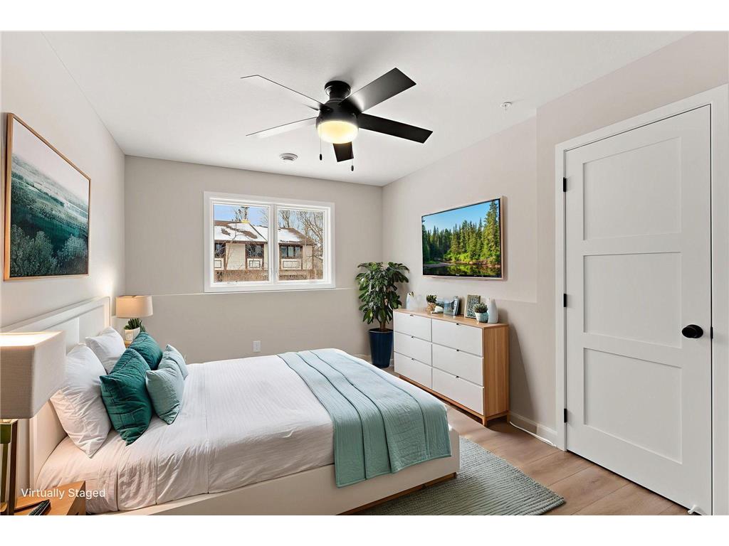 2446 County Road D W Roseville MN 55112 7015198 image27