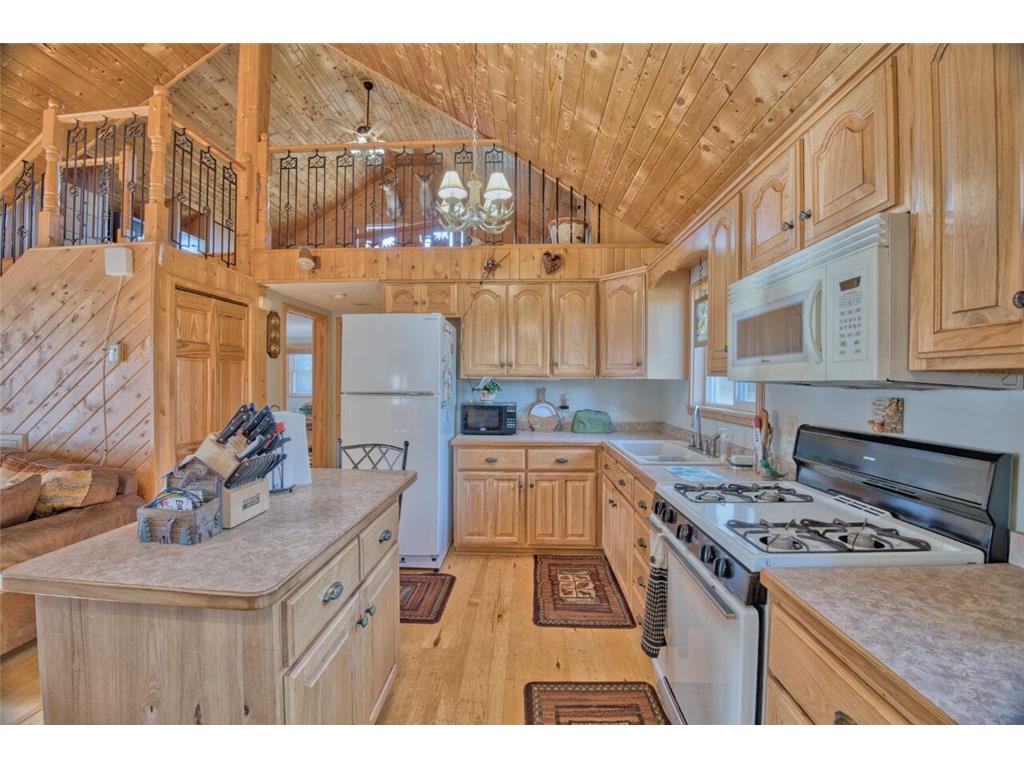 2446 NE Grade Road Fairbanks Twp MN 55602 6805283 image11