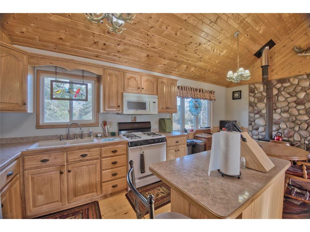 2446 NE Grade Road Fairbanks Twp MN 55602 6805283 image9